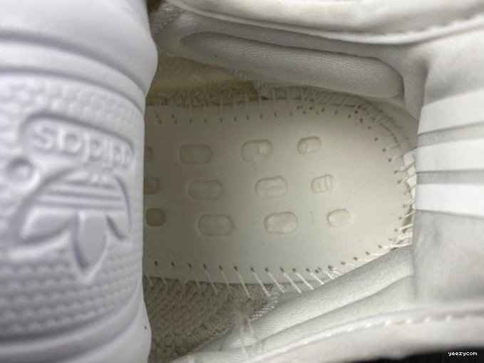 V2 350 HQ6316 CabBage Boost Adidas Yeezy 1111